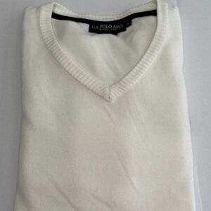 U.S. Polo Assn V-Neck Long sleeve Sweater size XL